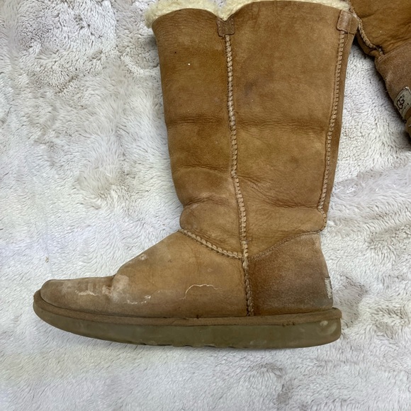 UGG Boots Triple Button Chestnut - Picture 4 of 7